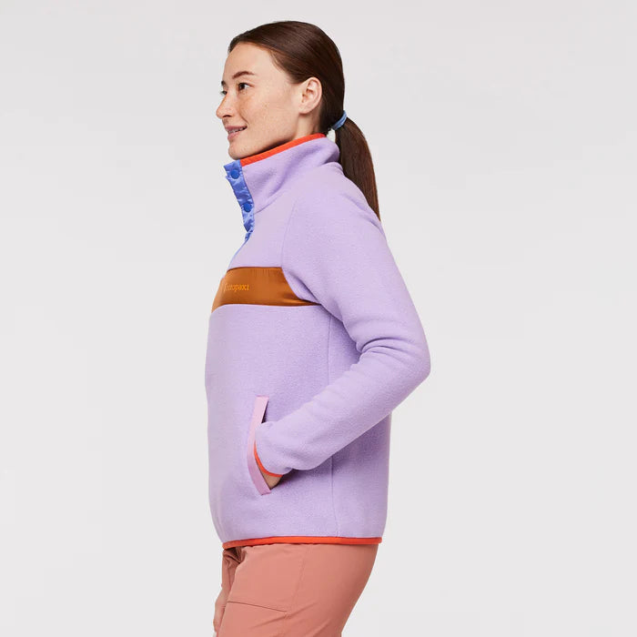 Side view of plus size woman front view of Woman wearing Cotopaxi Teca Fleece Plus Size Pullover in Fresh Flowers